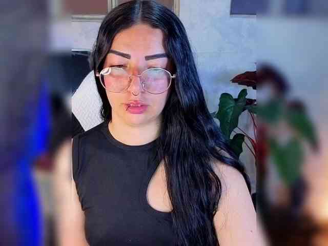 mia-jons2 webcam