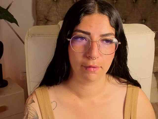mia-jons2