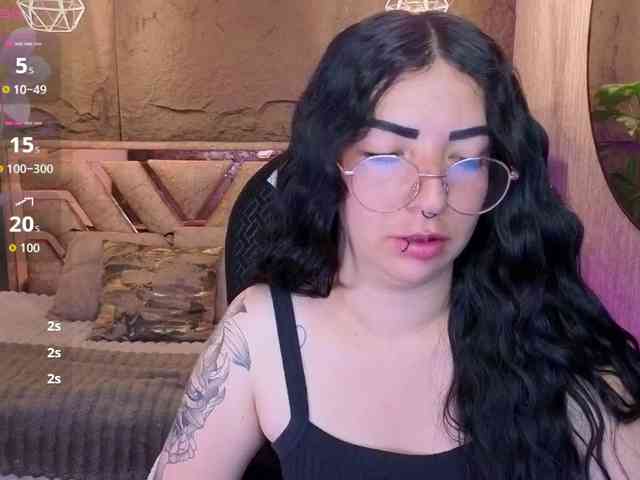 mia-jons2 webcam