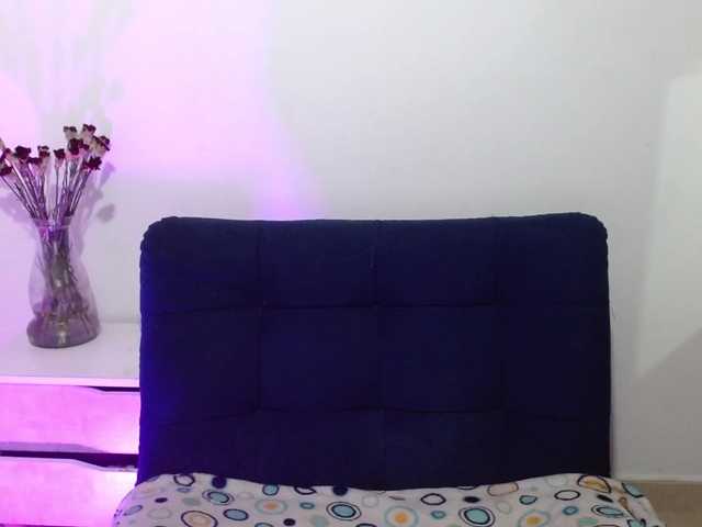 antonela-dubois live cam on BongaCams