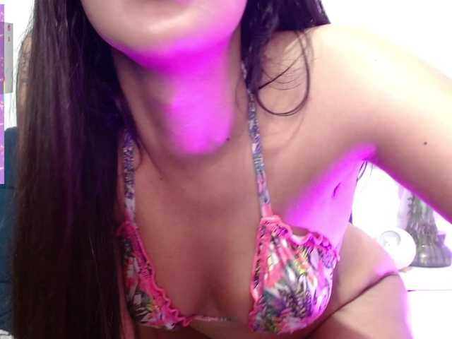 antonela-dubois live cam on BongaCams
