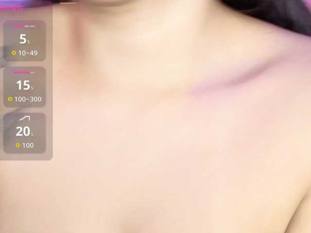 HoneyWoods live cam on BongaCams