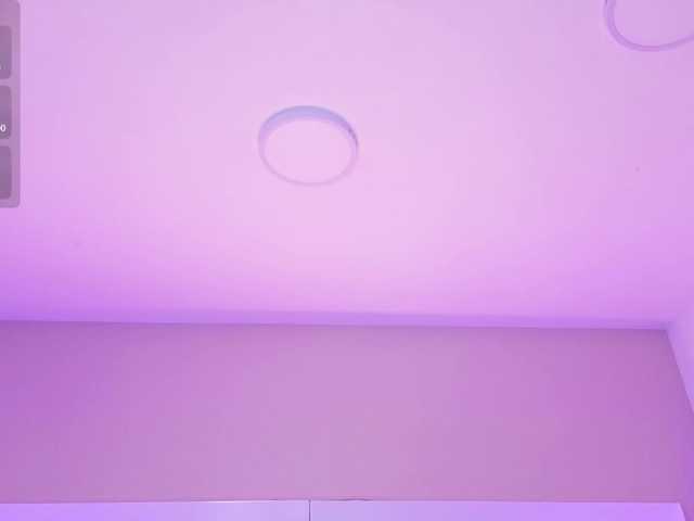 HoneyWoods live cam on BongaCams
