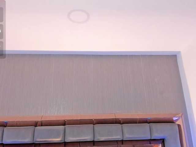 HoneyWoods live cam on BongaCams