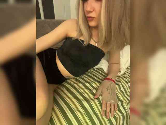 LuminaSS live female cam on bongacams