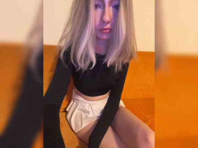 LuminaSS live female cam on bongacams