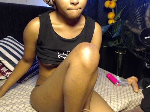 PrittyPrincess live cam on BongaCams