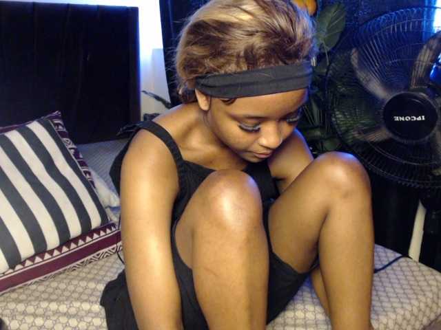 PrittyPrincess live cam on BongaCams