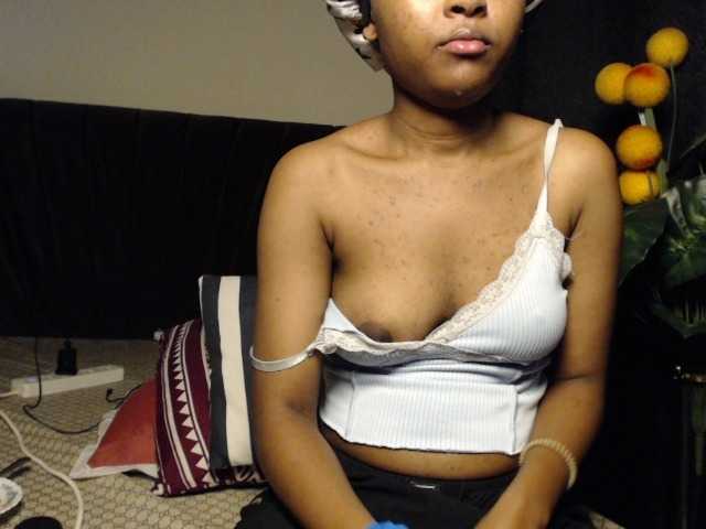 PrittyPrincess live cam on BongaCams