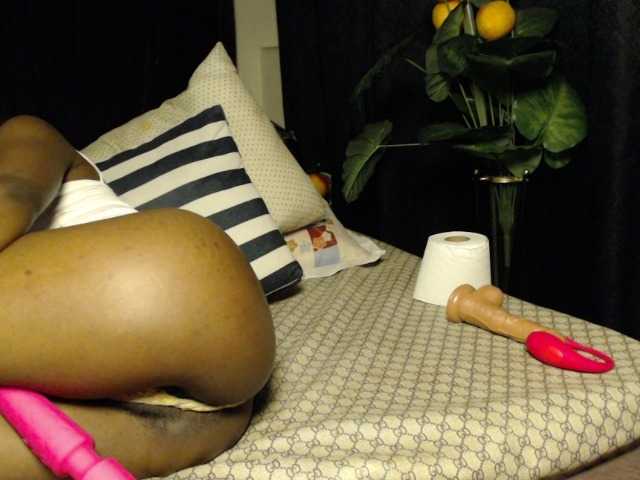 PrittyPrincess live cam on BongaCams