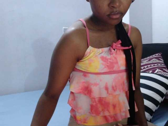 PrittyPrincess live cam on BongaCams