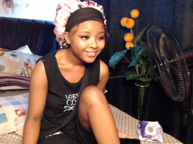 PrittyPrincess live cam on BongaCams