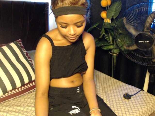 PrittyPrincess live cam on BongaCams