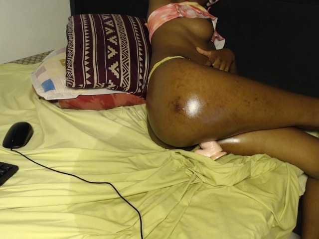 PrittyPrincess live cam on BongaCams