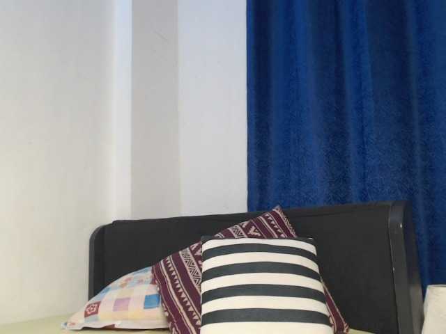 PrittyPrincess live cam on BongaCams