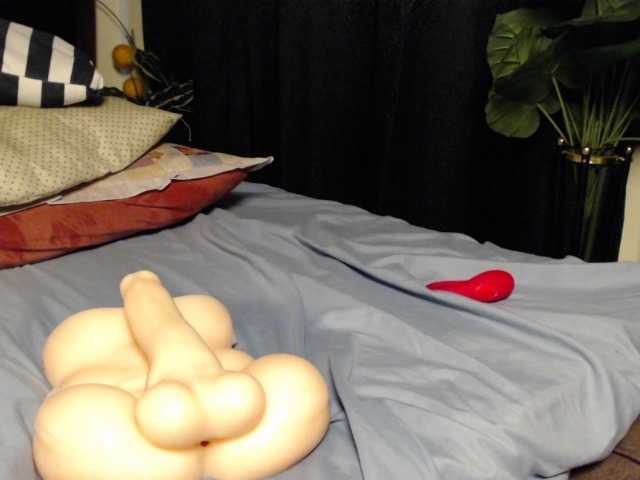 PrittyPrincess live cam on BongaCams