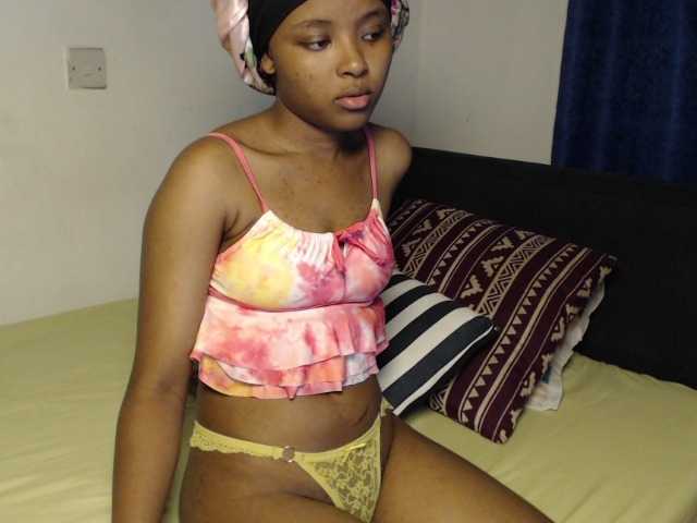 PrittyPrincess live cam on BongaCams