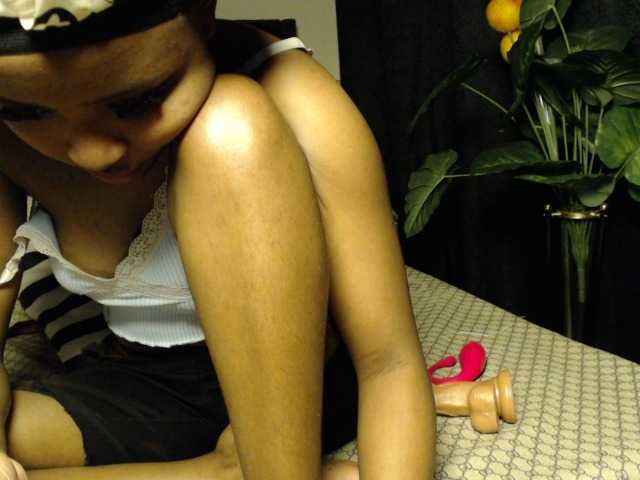 PrittyPrincess live cam on BongaCams