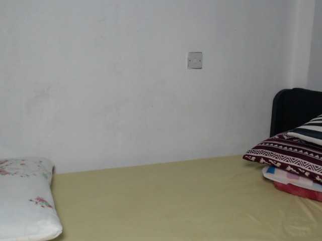 PrittyPrincess live cam on BongaCams