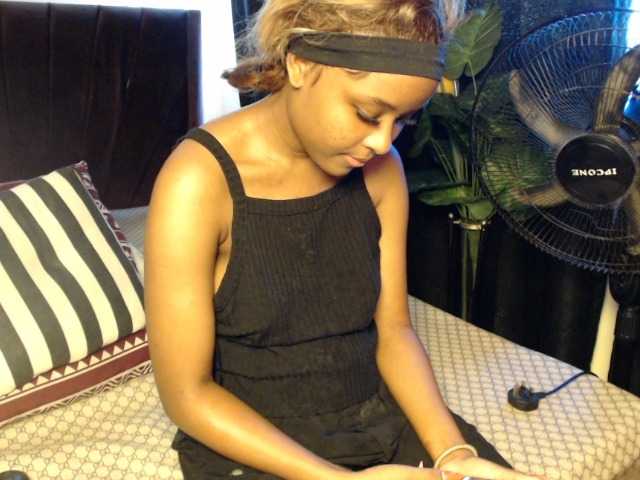 PrittyPrincess live cam on BongaCams