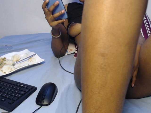 PrittyPrincess live cam on BongaCams