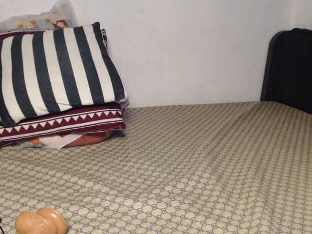 PrittyPrincess live cam on BongaCams