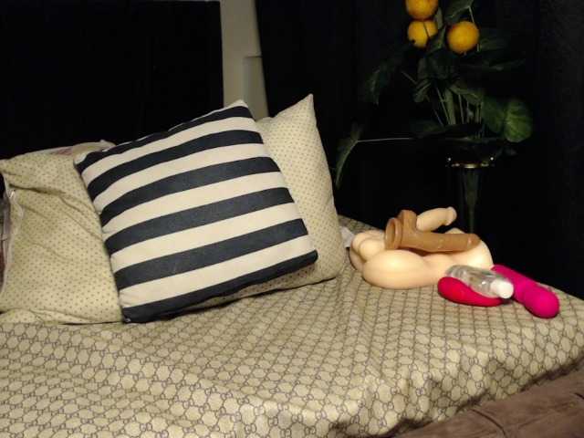 PrittyPrincess live cam on BongaCams