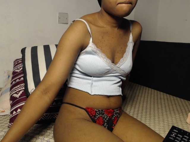PrittyPrincess live cam on BongaCams