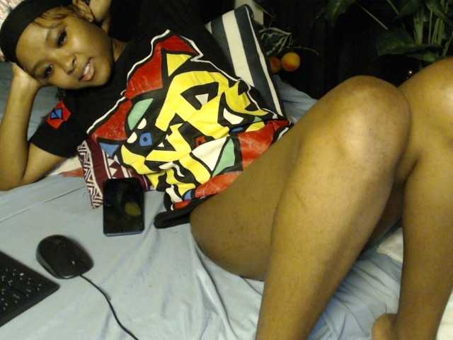 PrittyPrincess live cam on BongaCams