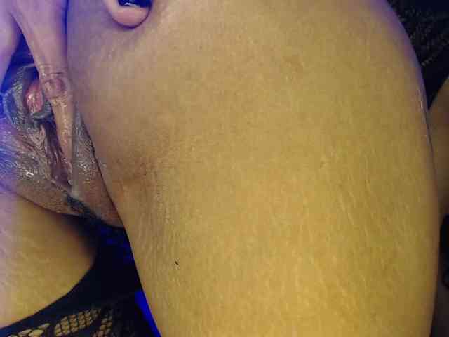 Modelo: lilibeth-hot