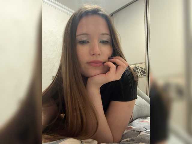 Malikaa1 live webcam show