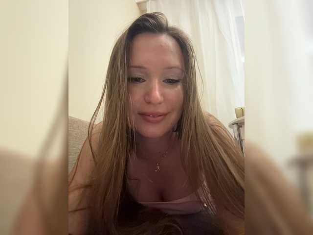 Malikaa1 live cam on BongaCams