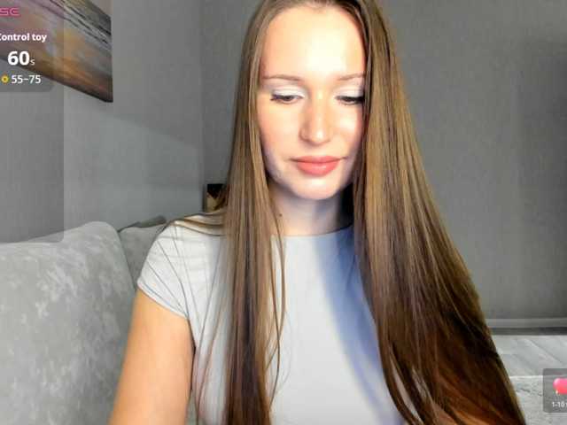 Malikaa1 live cam preview