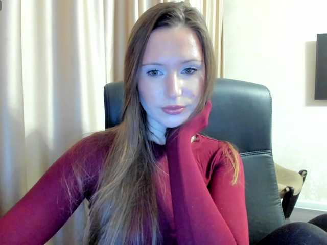 Malikaa1 live webcam show