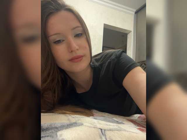 Malikaa1 live webcam show
