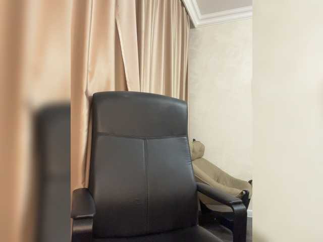 Malikaa1 live cam