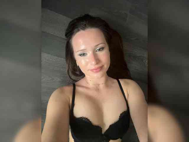 Malikaa1 webcam