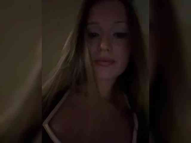 Malikaa1 webcam