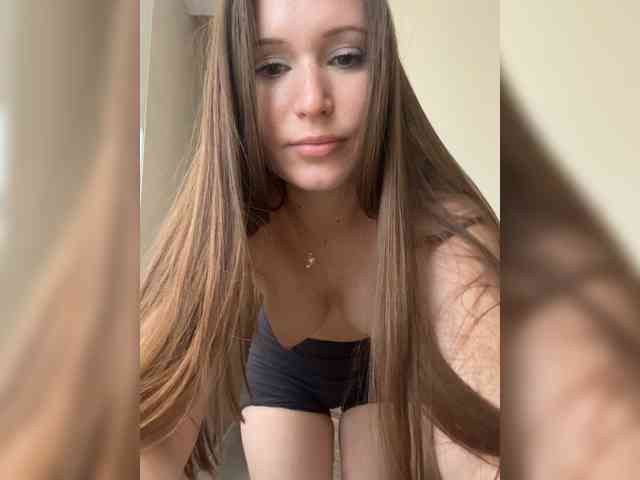 Malikaa1 webcam
