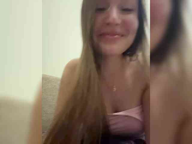 Malikaa1 webcam