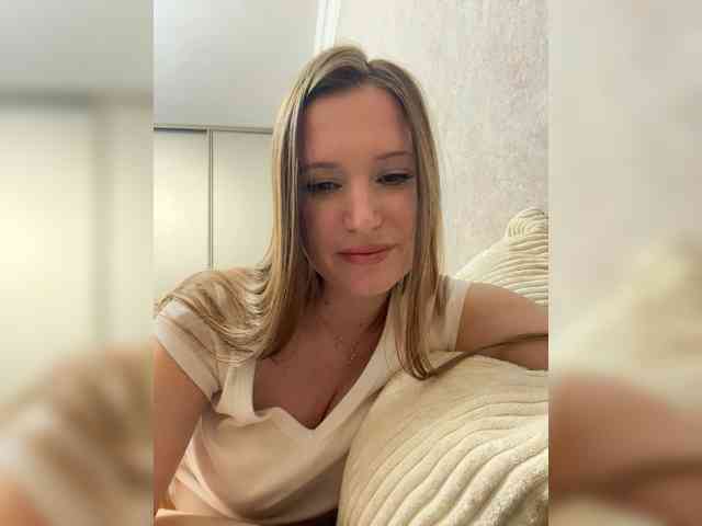 Malikaa1 webcam