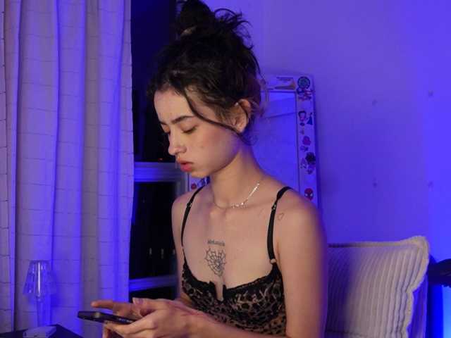ahricherry live cam on BongaCams