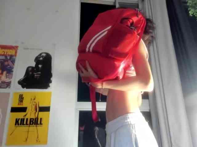 Modelo: ahricherry