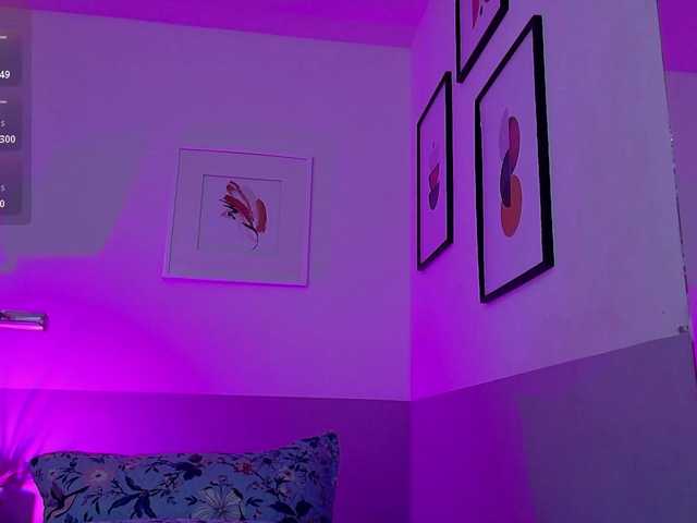 hazellatina live sex show