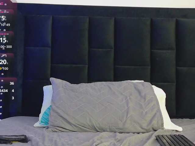 HazelLatina live cam on BongaCams