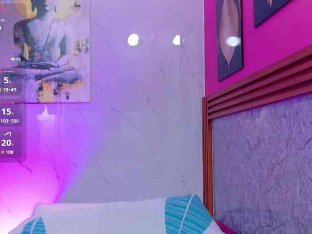 HazelLatina webcam