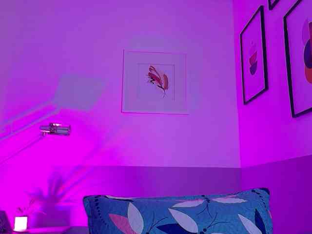 HazelLatina webcam