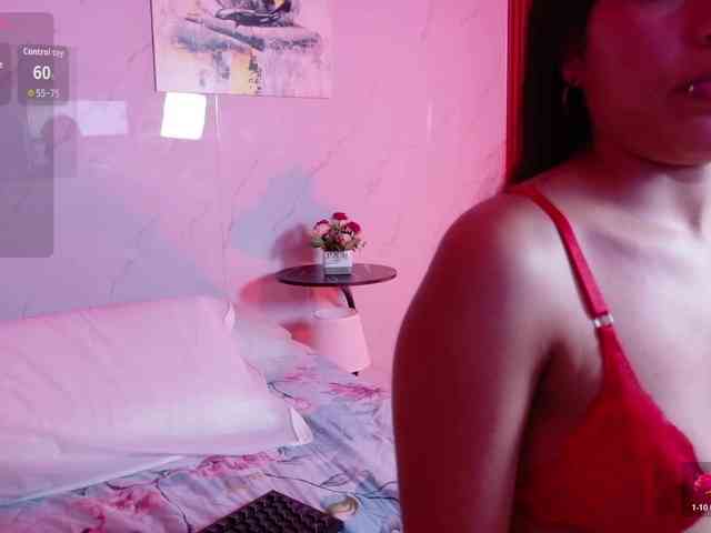 HazelLatina webcam