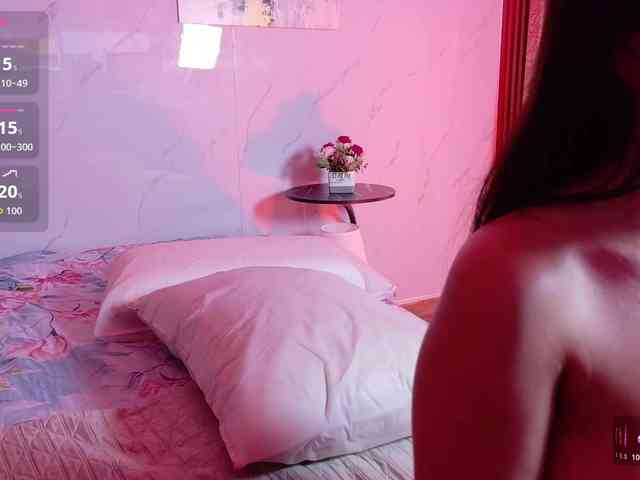 HazelLatina webcam