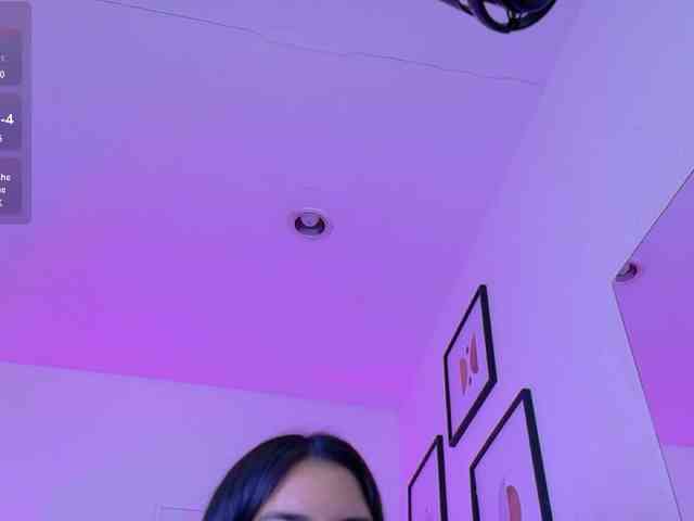 HazelLatina webcam
